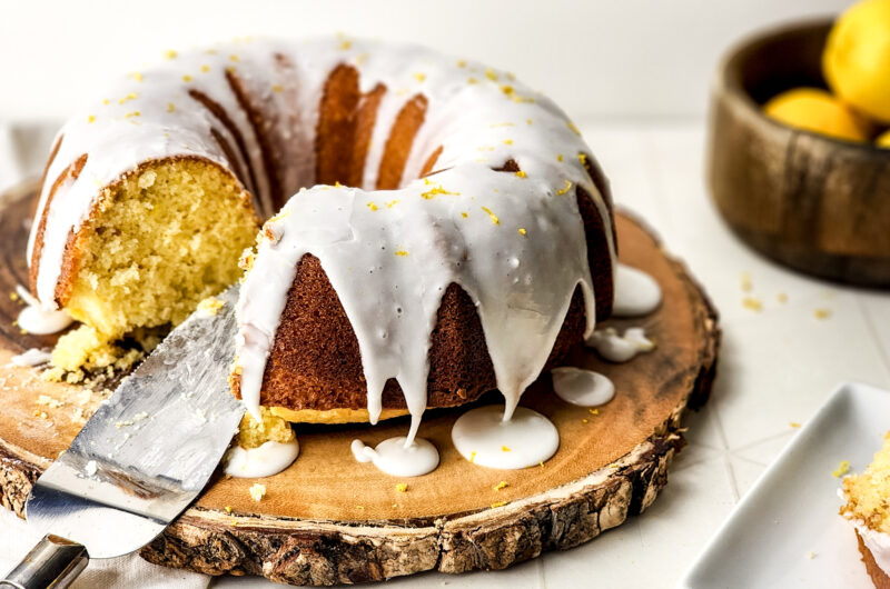 Moist Lemon Bundt Cake