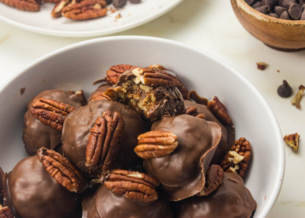 Chocolate Pecan Caramel Clusters